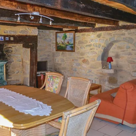 Cozy In Padiracbascoul With Wifi Padirac
