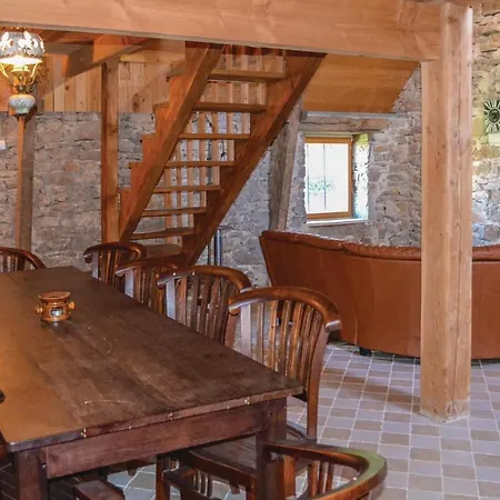 Сasa de vacaciones Cozy In Padirac-bascoul With Wifi